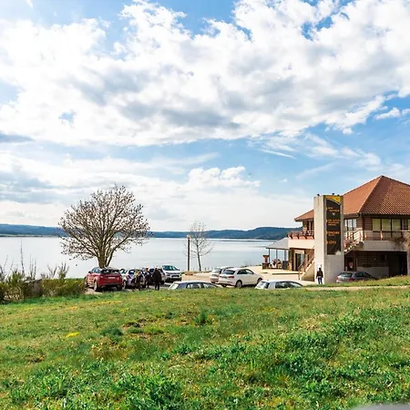 Les Lofts Du Grand De Lozere Aparthotel